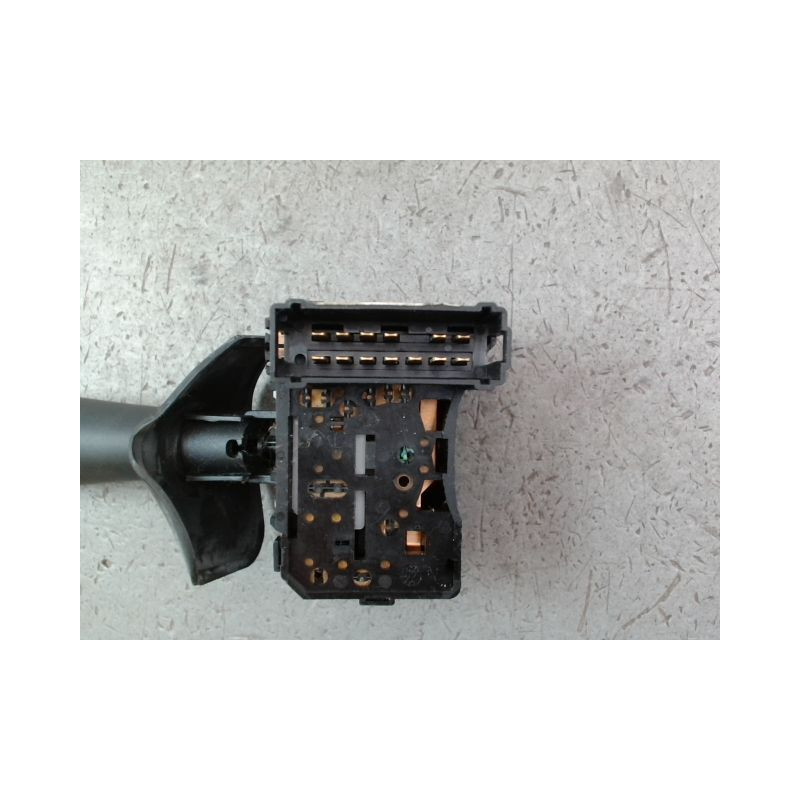COMMANDE ESSUIE GLACE DACIA SANDERO I 2008-2012
