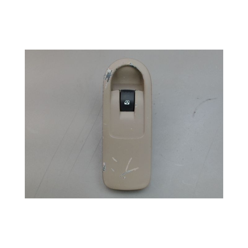 COMMANDE LEVE-GLACE PORTE AVD RENAULT MEGANE