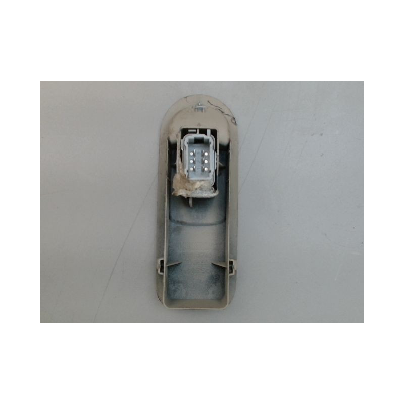 COMMANDE LEVE-GLACE PORTE AVD RENAULT MEGANE
