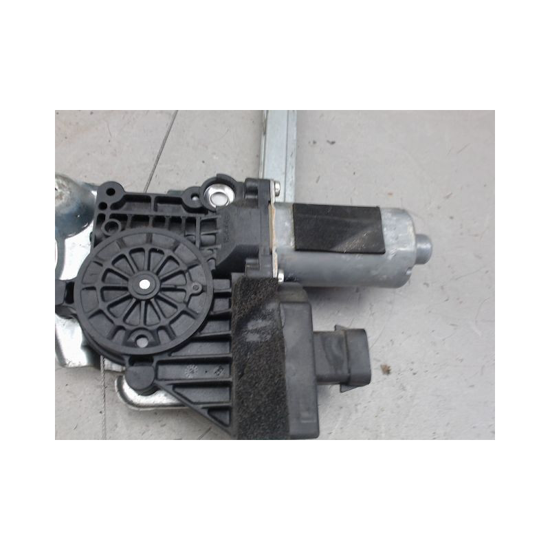 MECANISME LEVE-GLACE ARRIERE DROIT OPEL ZAFIRA