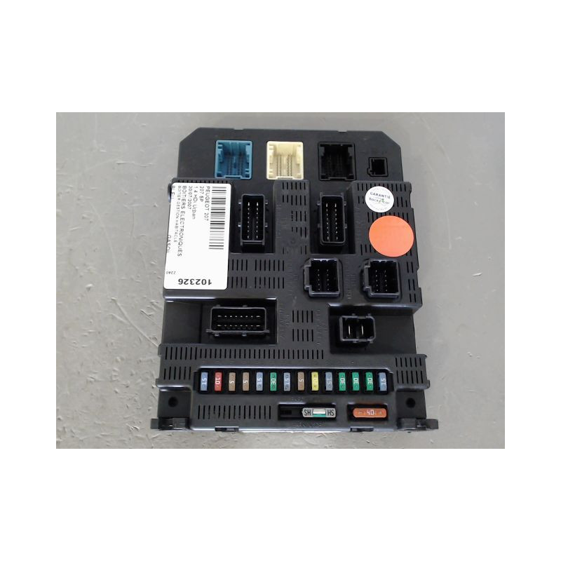 BOITIER GESTION HABITACLE PEUGEOT 207 5P