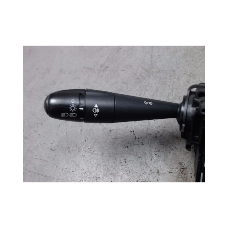 BLOC COMMODOS CITROEN C4 2010-