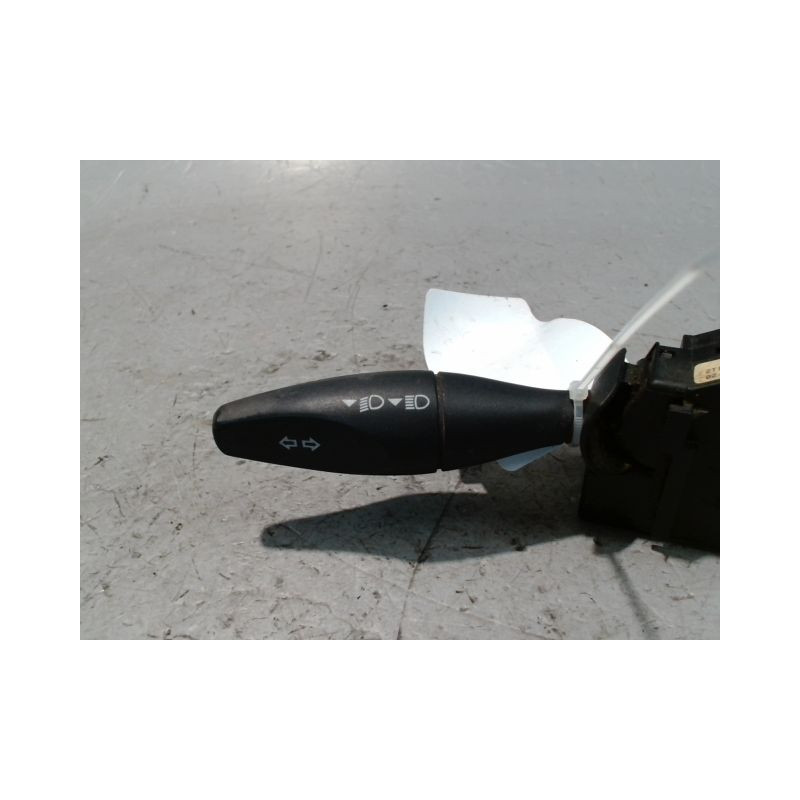 COMMANDE CLIGNOTANT FORD T.CONNECT