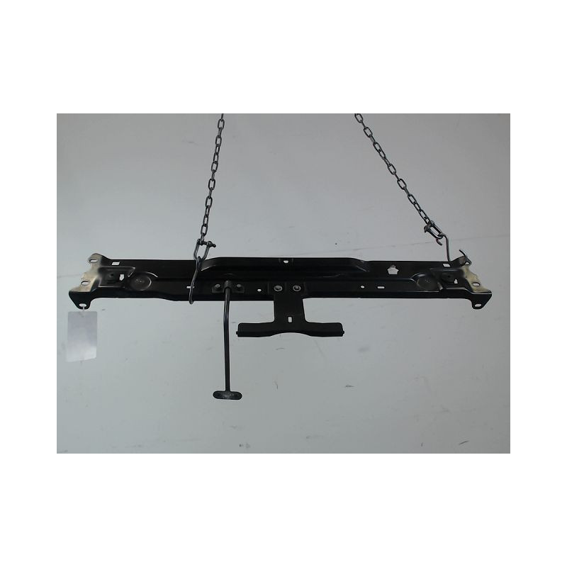 TRAVERSE SUPERIEURE ARMATURE AVANT MERCEDES CLASSE C 2007-
