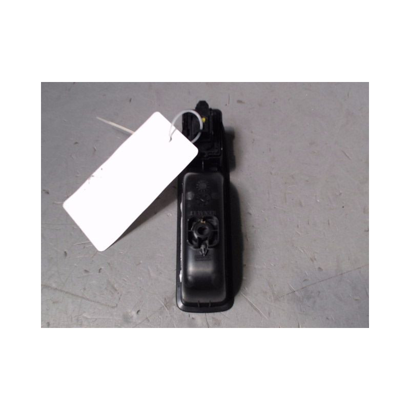 COMMANDE LEVE-GLACE PORTE ARG RENAULT CLIO