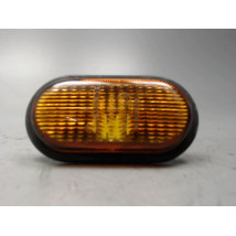 REPETITEUR AILE DROIT RENAULT MEGANE