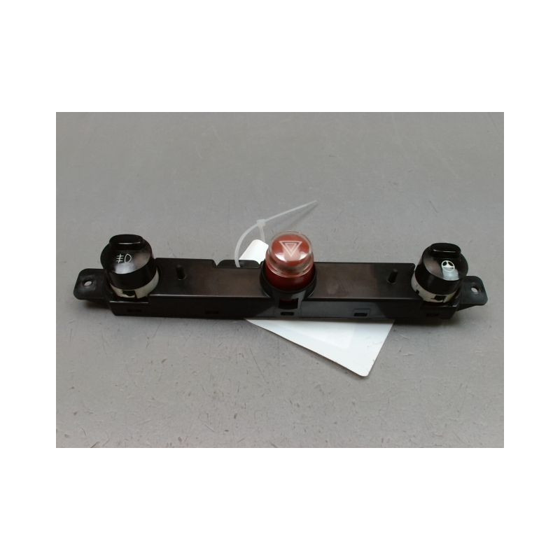 BOUTON DE WARNING FIAT 500 II Phase 1 2007-...