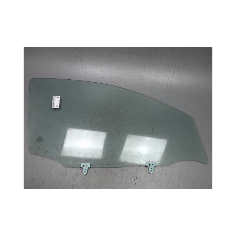 GLACE PORTE AVD NISSAN QASHQAI