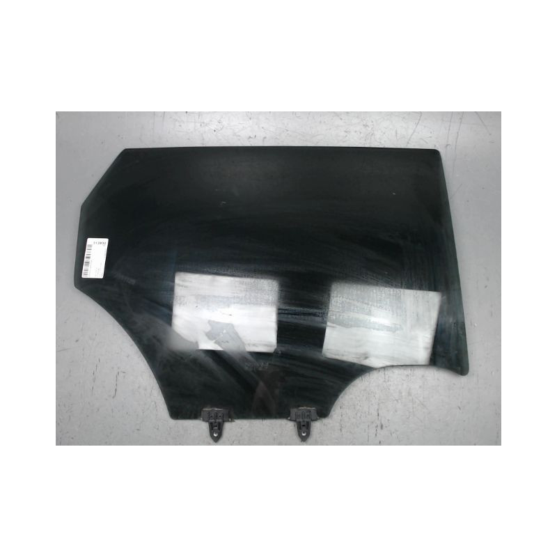 GLACE PORTE ARD NISSAN QASHQAI