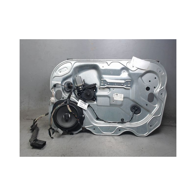 MECANISME+MOTEUR LEVE-GLACE AVANT DROIT FORD FOCUS 2008-