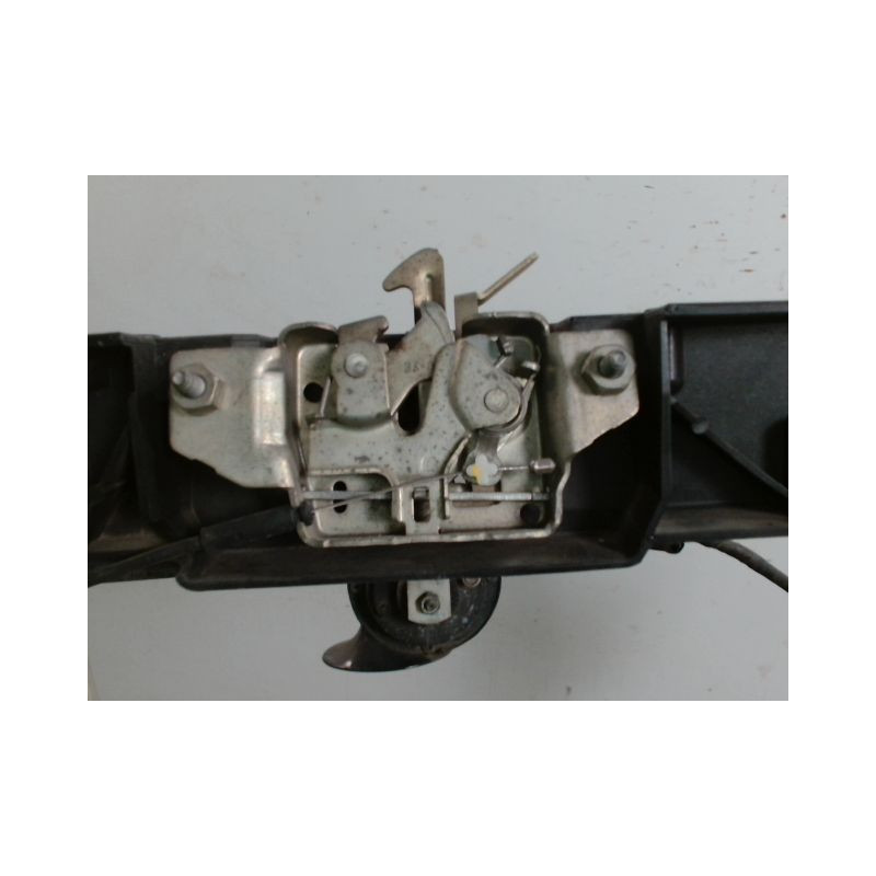 FACE AVANT RENAULT CLIO