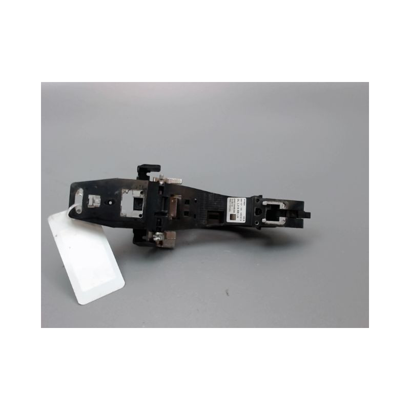 POIGNEE EXTERIEURE PORTE ARRIERE GAUCHE LAND ROVER DISCOVERY 2004-