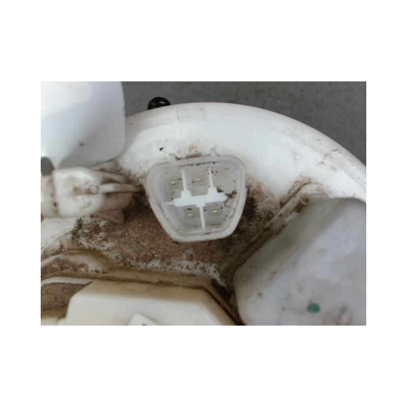 POMPE CARBURANT IMMERGEE PEUGEOT 107 3P