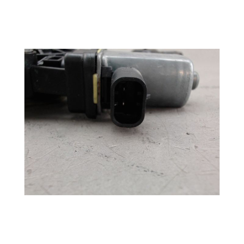 MECANISME LEVE-GLACE AVANT GAUCHE FIAT PANDA
