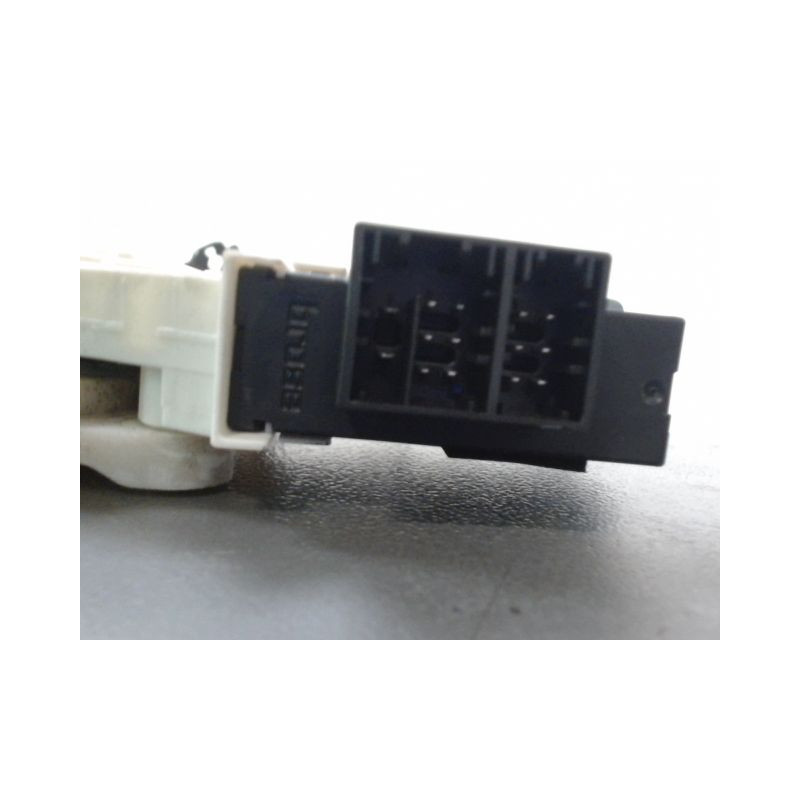 MECANISME+MOTEUR LEVE-GLACE AVANT DROIT SEAT IBIZA III Phase 2 (6L) 2006-2009