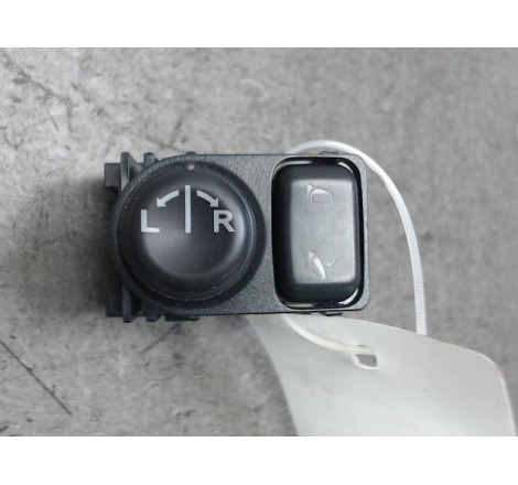 COMMANDE RETROVISSEUR EXT ELECTRIQUE