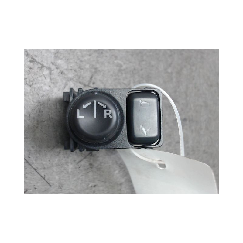 COMMANDE RETROVISSEUR EXTERIEUR ELECTRIQUE NISSAN QASHQAI