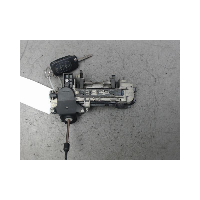 POIGNEE EXTERIEURE PORTE AVANT GAUCHE AUDI A4 2001-