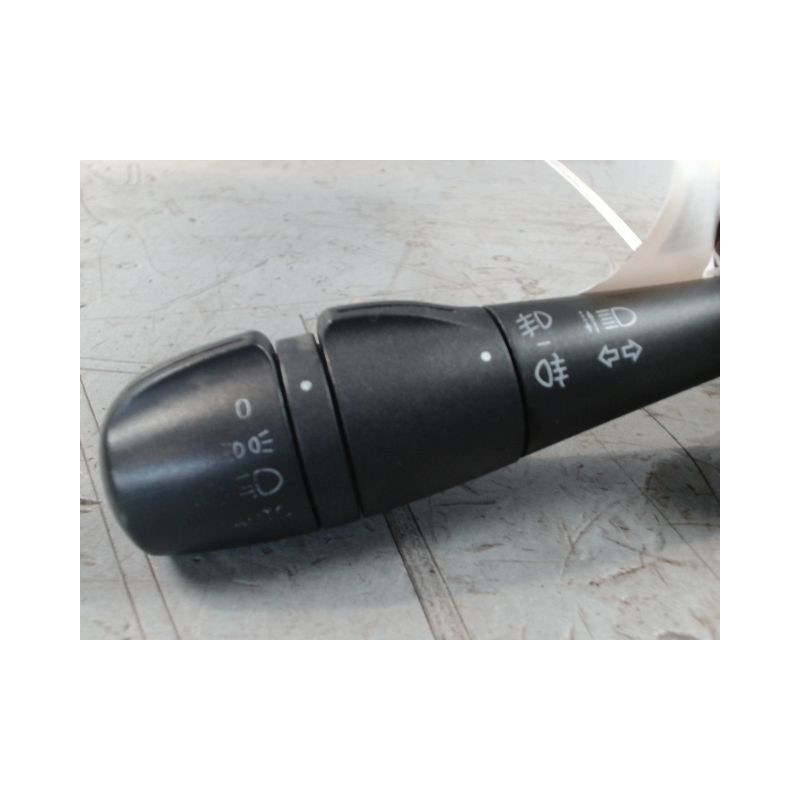 COMMANDE CLIGNOTANT SMART FORFOUR