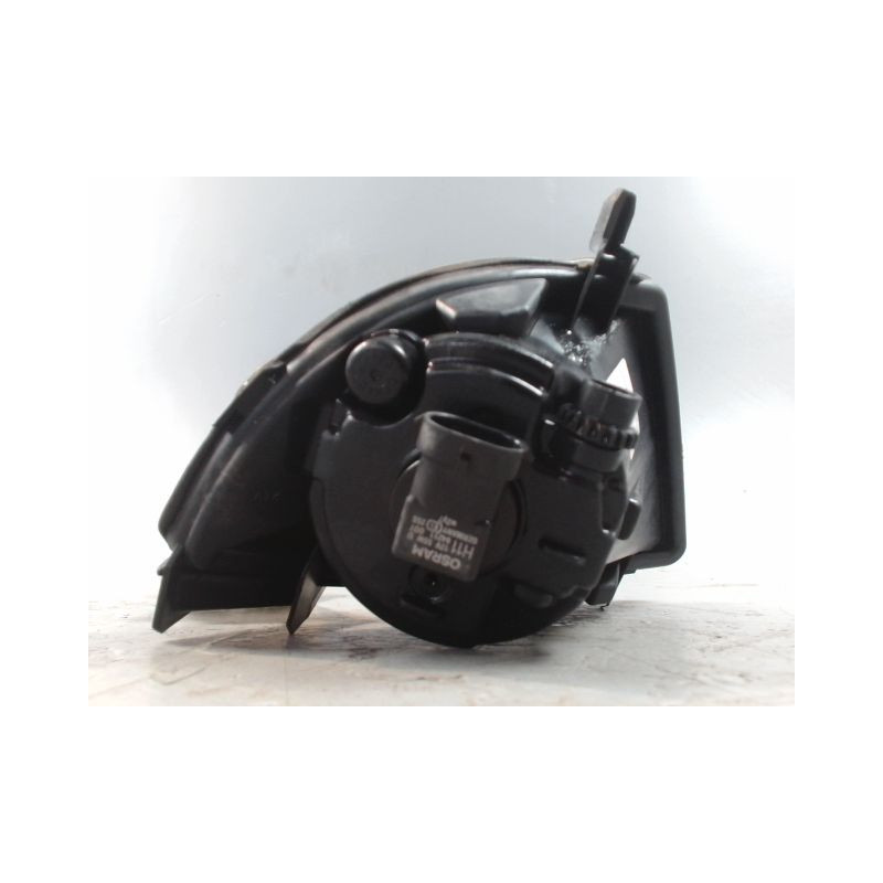 PHARE ANTIBROUILLARD AVANT DROIT FORD FIESTA 02 -05