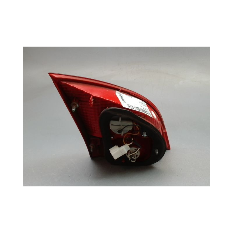 FEU ARRIERE INTERIEUR DROIT KIA VENGA 09-