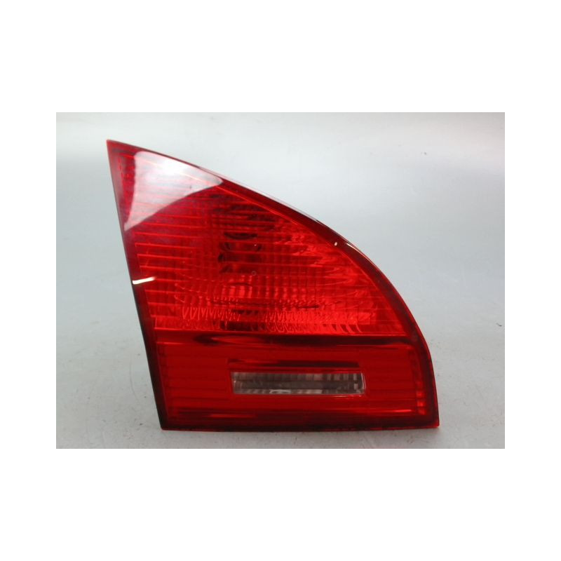 FEU ARRIERE INTERIEUR GAUCHE KIA VENGA 09-