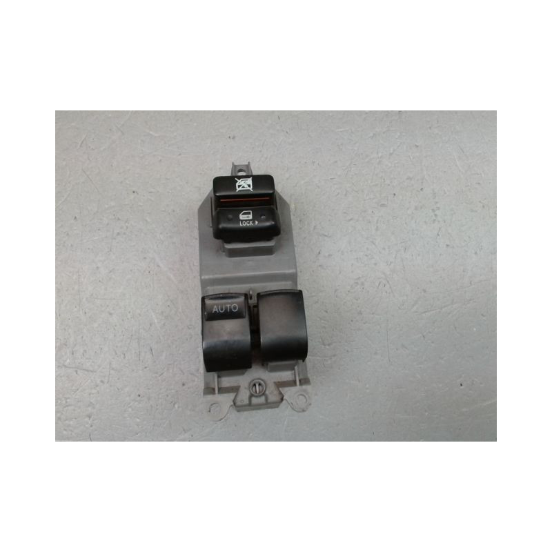 COMMANDE LEVE-GLACE PORTE AVG TOYOTA YARIS II Phase 1 2005-2009