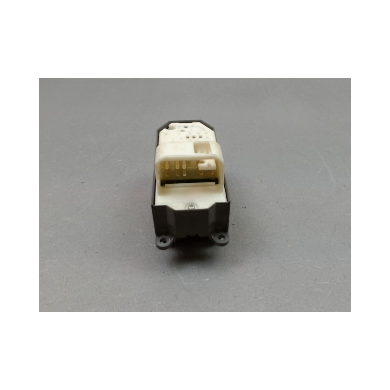 COMMANDE LEVE-GLACE PORTE AVG TOYOTA YARIS II Phase 1 2005-2009