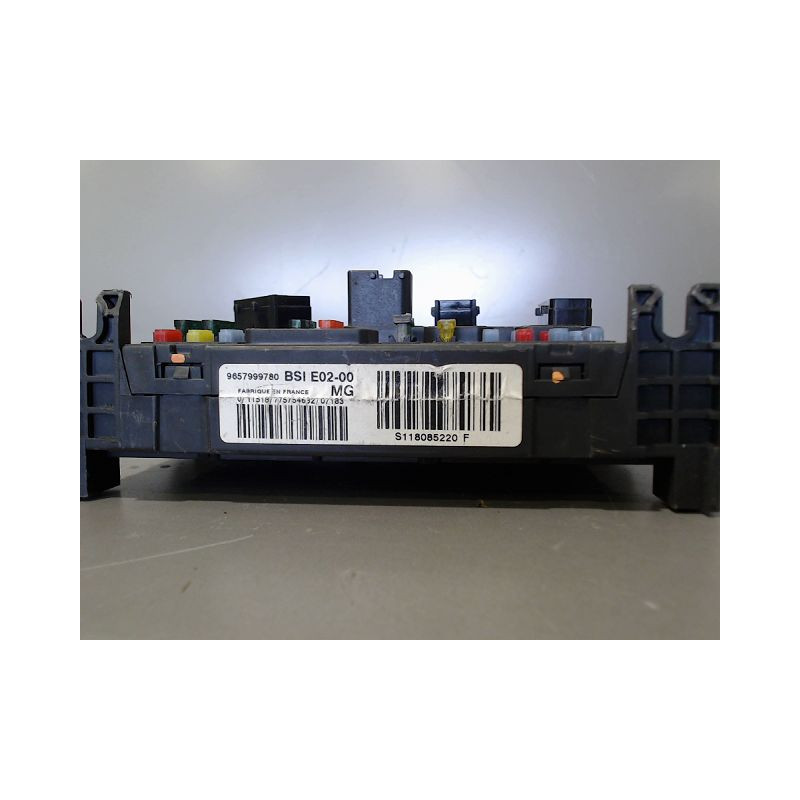 BOITIER GESTION HABITACLE PEUGEOT 206 3P