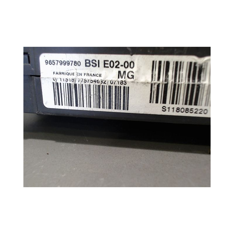 BOITIER GESTION HABITACLE PEUGEOT 206 3P