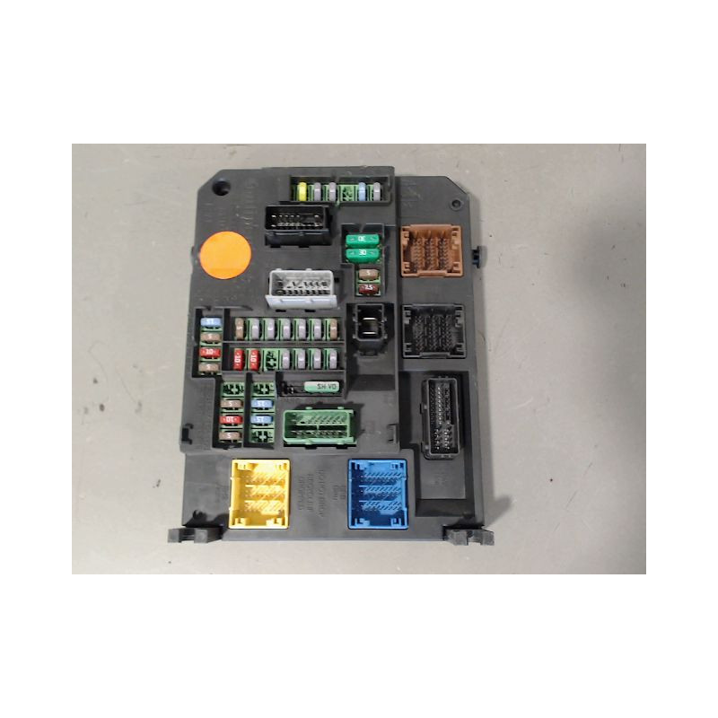 BOITIER GESTION HABITACLE CITROEN C4 2010-