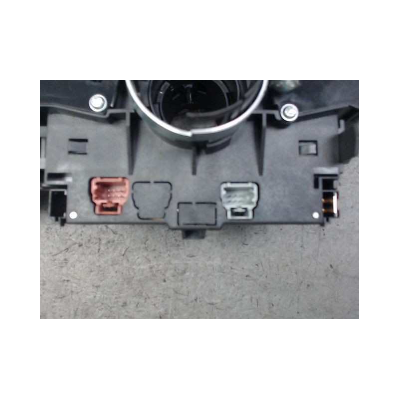 BLOC COMMODOS PEUGEOT 207 5P
