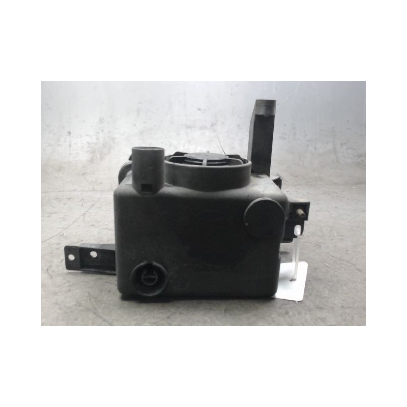 PHARE ANTIBROUILLARD AVANT DROIT OPEL CORSA 2000-8.2003