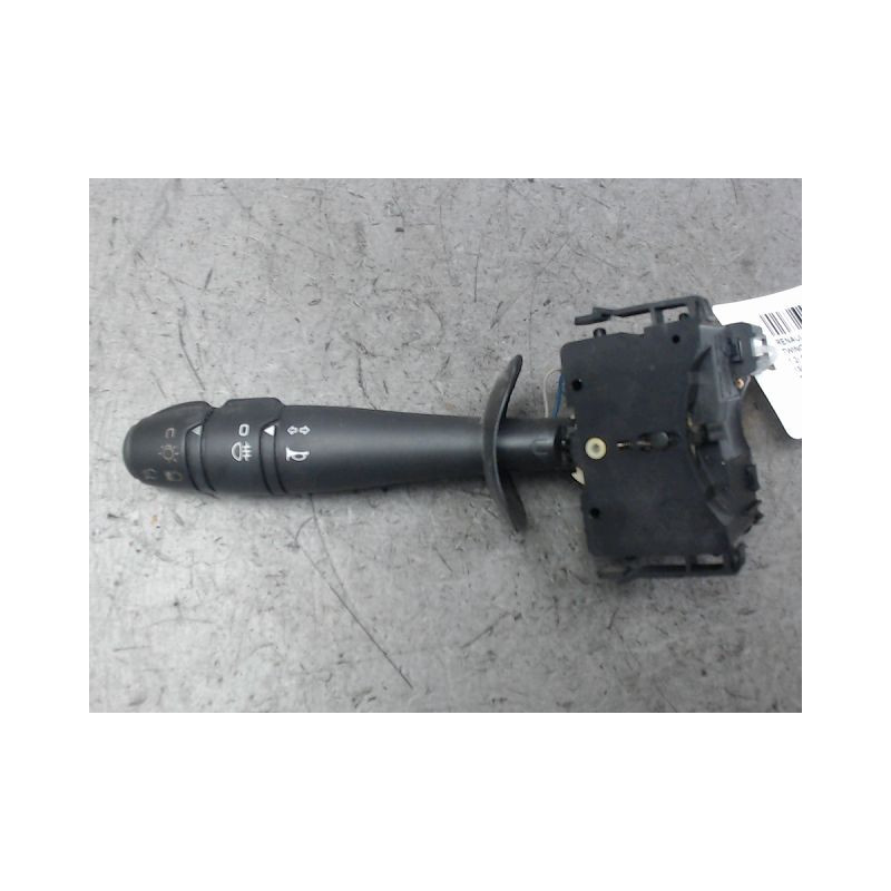 COMMANDE CLIGNOTANT RENAULT TWINGO 2 2007-