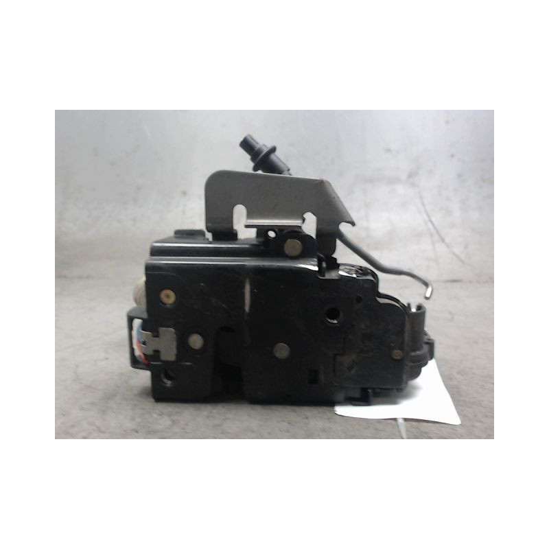 SYSTEME CONDAMNATION AVANT GAUCHE AUDI A6 97-2001