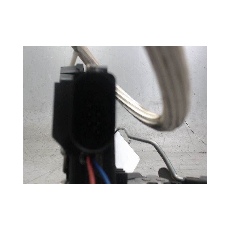 SYSTEME CONDAMNATION AVANT GAUCHE AUDI A6 97-2001