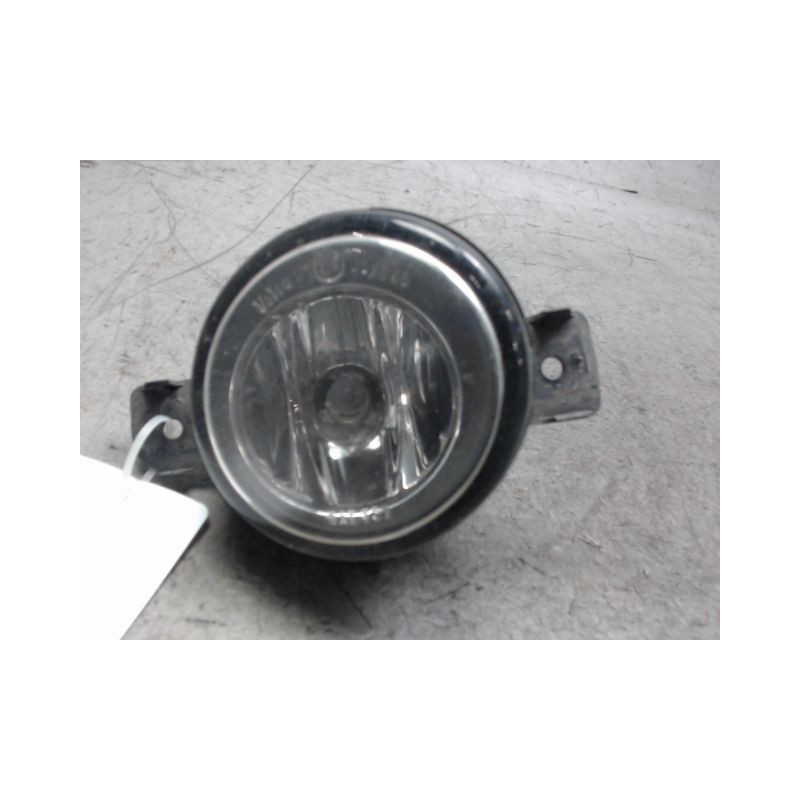 PHARE ANTIBROUILLARD AVANT DROIT RENAULT CLIO II PH.2 01-06
