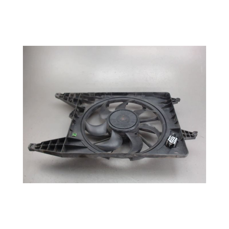 MOTEUR VENTILATEUR RADIATEUR DACIA SANDERO