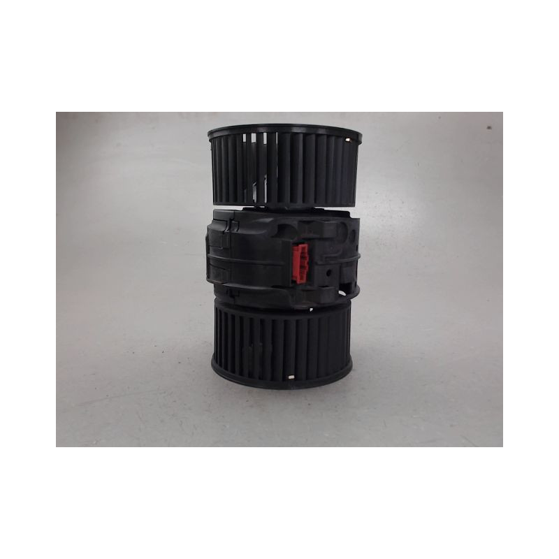 MOTEUR VENTILATEUR CHAUFFAGE RENAULT MEGANE