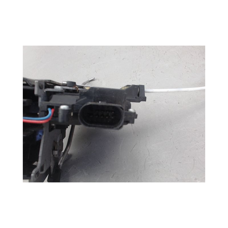SYSTEME CONDAMNATION AVANT GAUCHE AUDI A4