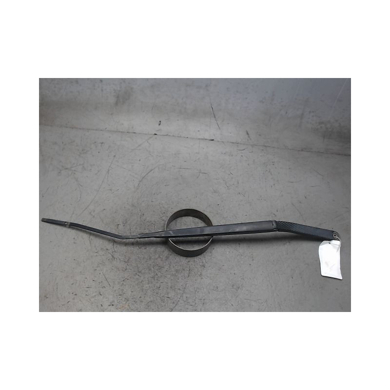 BRAS ESSUIE-GLACE AVANT DROIT RENAULT CLIO IV 2012-