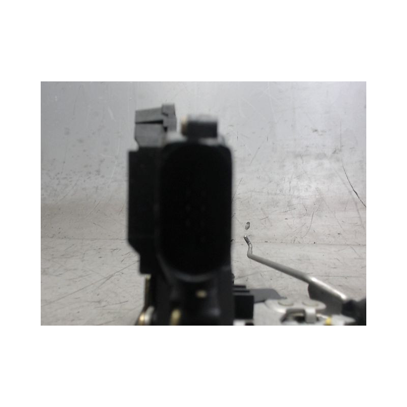 SYSTEME CONDAMNATION AVANT GAUCHE AUDI A4 2001-