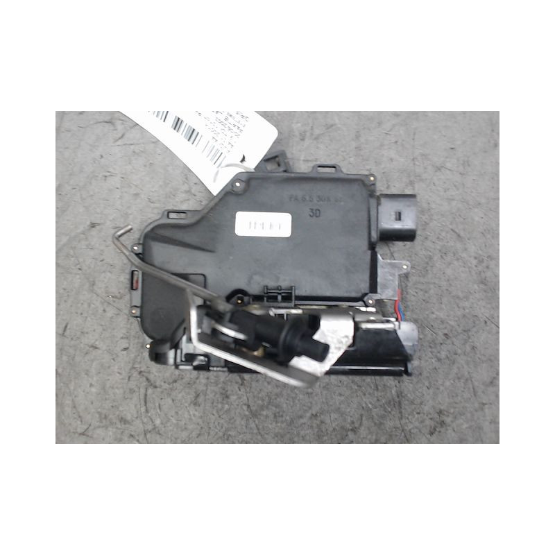 SYSTEME CONDAMNATION ARRIERE DROIT AUDI A4 2001-