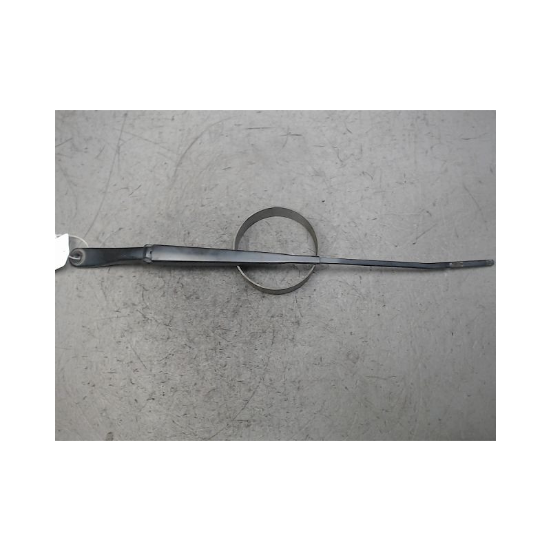 BRAS ESSUIE-GLACE AVANT GAUCHE RENAULT CLIO III 2009-