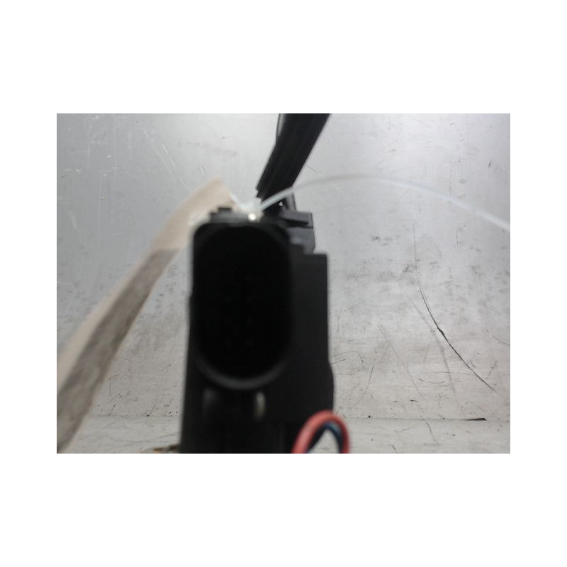 SYSTEME CONDAMNATION AVANT DROIT VOLKSWAGEN GOLF IV 98-2004