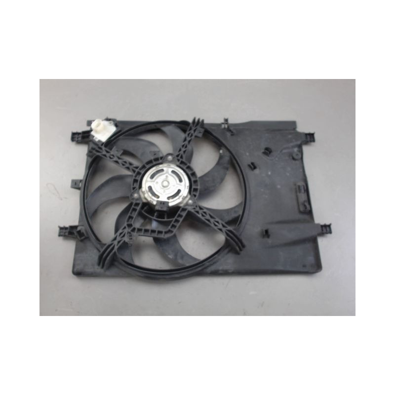 MOTEUR VENTILATEUR RADIATEUR OPEL CORSA