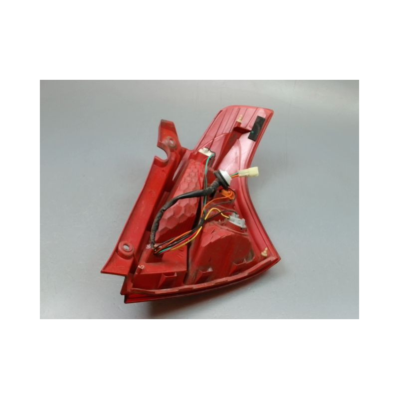 FEU ARRIERE GAUCHE  SUZUKI SWIFT III 2005-2011
