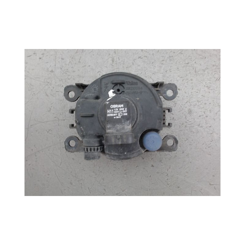 PHARE ANTIBROUILLARD AVANT DROIT RENAULT MEGANE