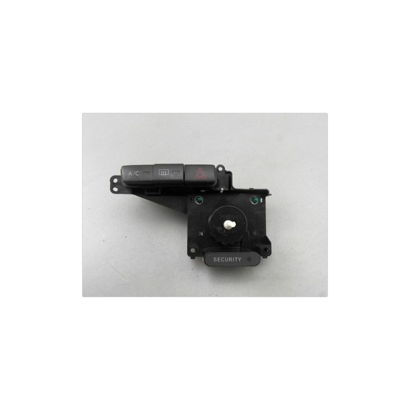 BOUTON DE WARNING TOYOTA YARIS 2003-2005
