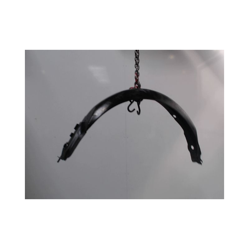 PARE-BOUE AVANT DROIT RENAULT LAGUNA II 00-2005